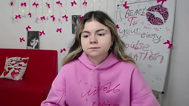 TinaRedly online show from 22, 3, 2026