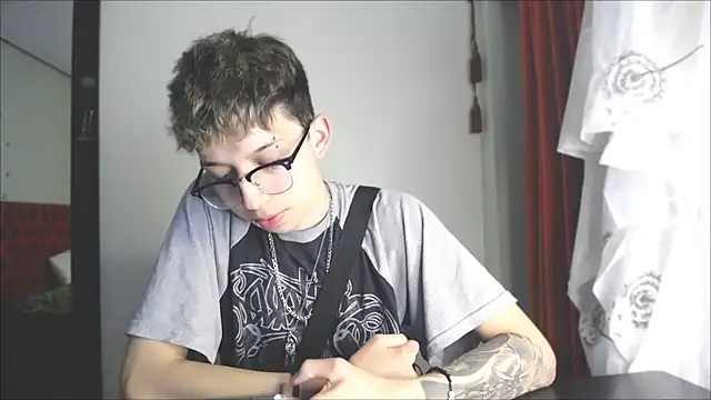 Snapshot of _Thomas_hot_ chatting on 20, 12, 2024 Thomas hot online show from 20, 12, 2024