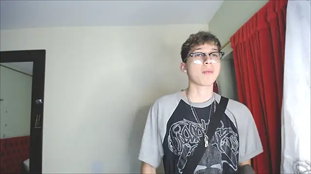 Snapshot of _Thomas_hot_ chatting on 20, 12, 2024 Thomas hot online show from 20, 12, 2024