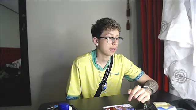 Snapshot of _Thomas_hot_ chatting on 26, 12, 2024 Thomas hot online show from 26, 12, 2024