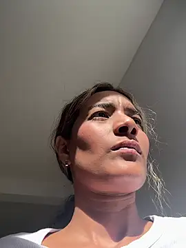 megan collins96 online show from 27, 5, 2026