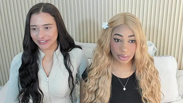 Snapshot of charlottebrowns_ chatting on 1, 5, 2026 charlottebrowns online show from 1, 5, 2026
