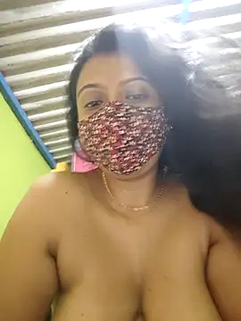 Snapshot of SuperSexyJaneman chatting on 28, 2, 2025 SuperSexyJaneman online show from 28, 2, 2025