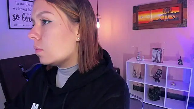 ArianaBaker online show from 6, 3, 2025