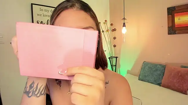 ArianaBaker online show from 19, 3, 2025