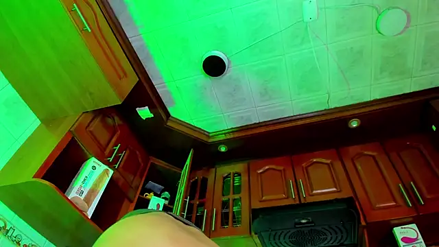 LaureenHills online show from 21, 1, 2025