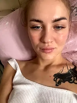 DreamGirl-777 online show from 3, 11, 2025