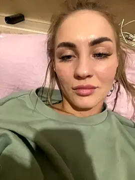 DreamGirl-777 online show from 7, 11, 2025