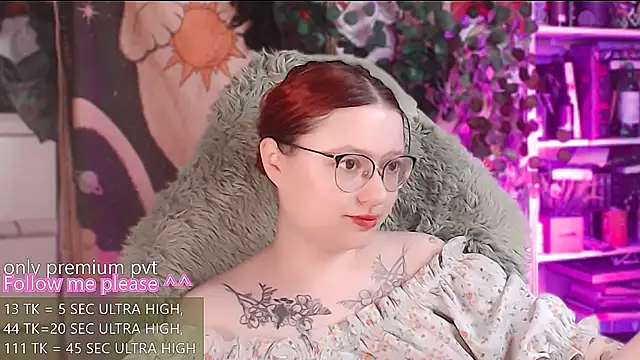 Snapshot of me__hanna chatting on 6, 6, 2026 me hanna online show from 6, 6, 2026