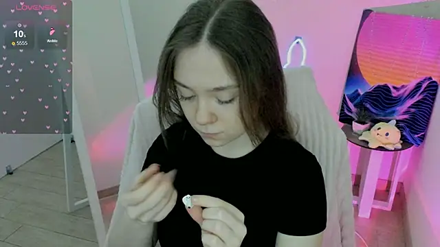 Snapshot of Florence_meow chatting on 18, 2, 2025 Florence meow online show from 18, 2, 2025