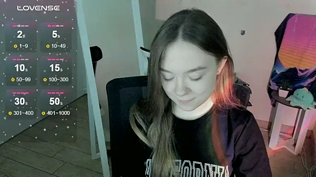 Snapshot of Florence_meow chatting on 17, 9, 2025 Florence meow online show from 17, 9, 2025