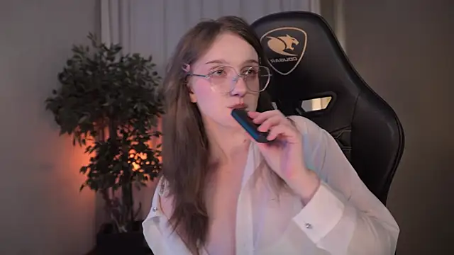 ELLIEJAY online show from 1, 3, 2025