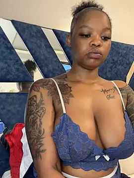 SexxyLunar online show from 15, 4, 2026