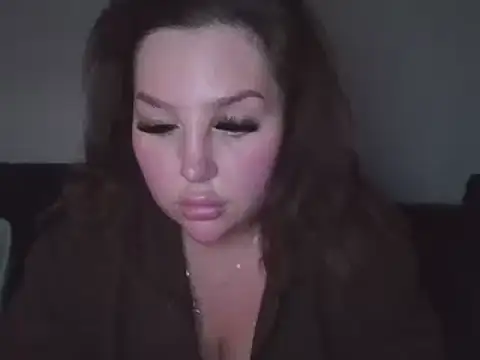 Snapshot of magical_mia chatting on 8, 3, 2025 magical mia online show from 8, 3, 2025