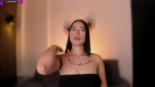 AnthonellaSweet online show from 9, 2, 2026