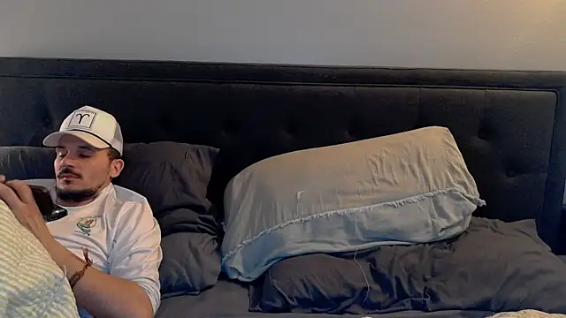 molly witha chance online show from 24, 2, 2025