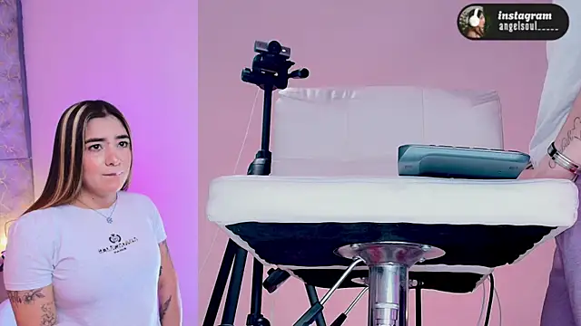 Angelst   online show from 16, 2, 2026