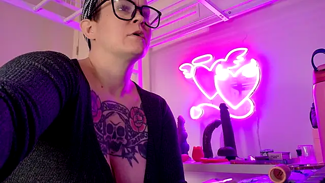 Snapshot of quinnmariexo chatting on 17, 2, 2026 quinnmariexo online show from 17, 2, 2026