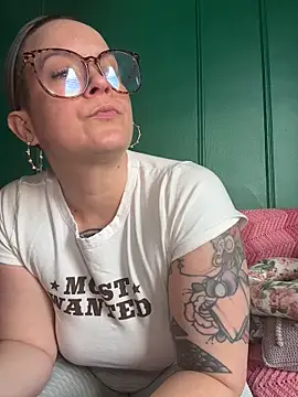 quinnmariexo online show from 30, 3, 2026