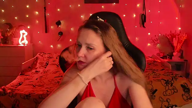 desperatehousewife   online show from 19, 9, 2025