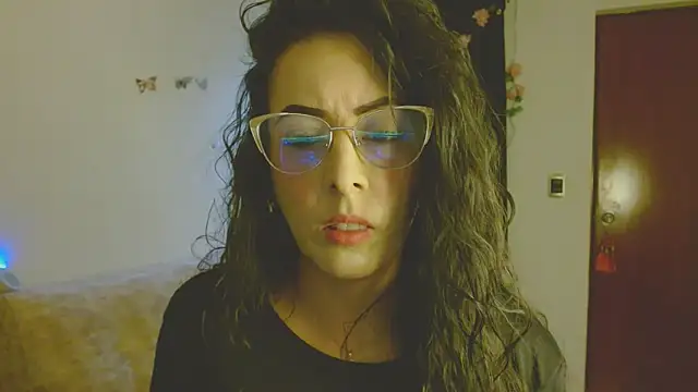 Snapshot of ella_peck chatting on 16, 5, 2026 ella peck online show from 16, 5, 2026