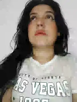 Sophie-hatter online show from 4, 1, 2025