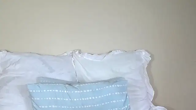 yummydoll97 online show from 26, 1, 2025