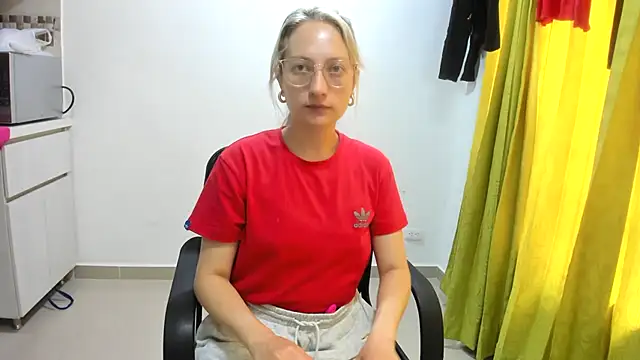 Adele johnsonn1 online show from 5, 3, 2025