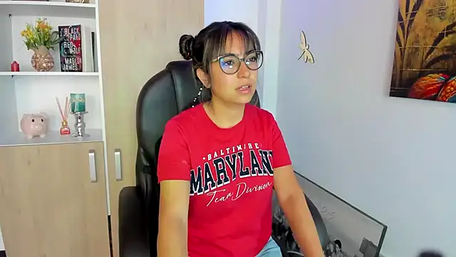 Isabellaa22 1 online show from 5, 3, 2025