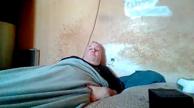 Nightshade7712 online show from 22, 3, 2025