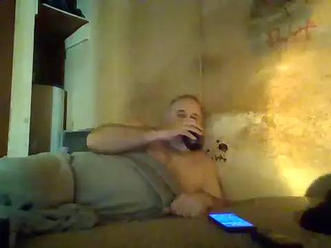 Nightshade7712 online show from 14, 9, 2025