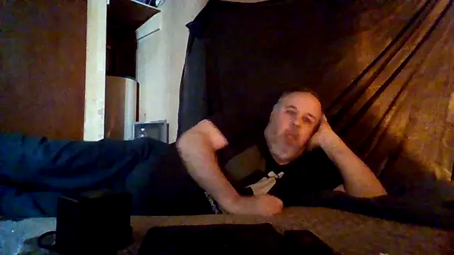 Nightshade7712 online show from 5, 2, 2026