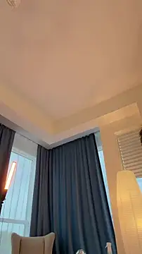 teasecake online show from 18, 4, 2026