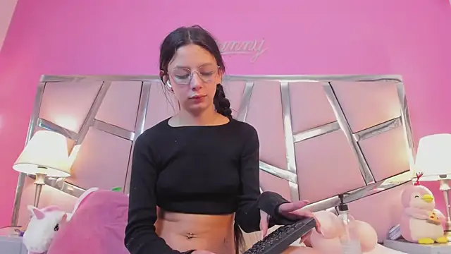 Bonniepark online show from 7, 3, 2025