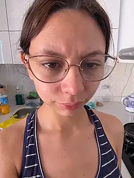 Bonniepark online show from 12, 11, 2025