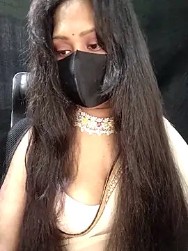 Idhika Paul online show from 22, 9, 2025