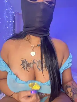 kamila french online show from 22, 11, 2025