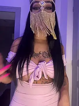 kamila french online show from 24, 2, 2026