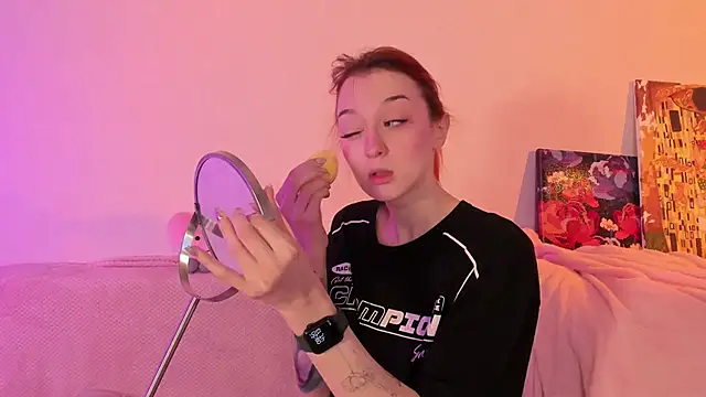 CrystalRey online show from 13, 2, 2025