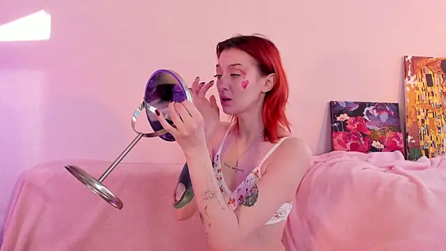 CrystalRey online show from 17, 2, 2025