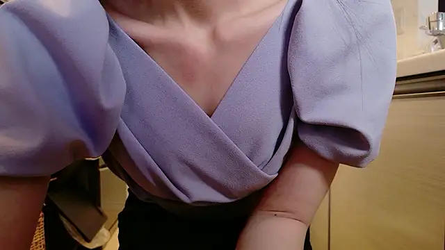 sayaka xo online show from 6, 4, 2026