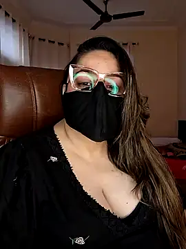 SEXY-Sardarni online show from 4, 1, 2025