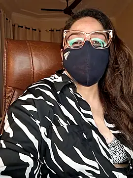 SEXY-Sardarni online show from 9, 7, 2026