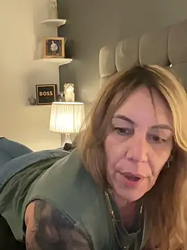 blondebitch2 online show from 21, 1, 2025