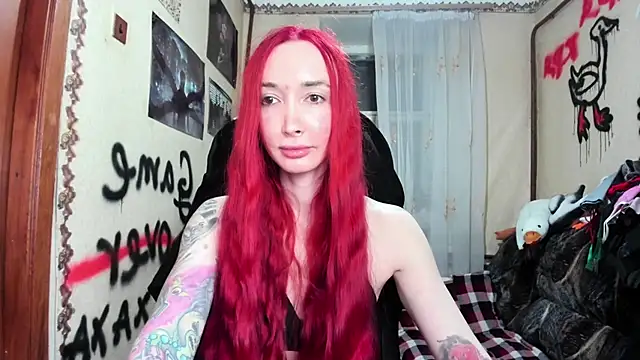 Roxy Silver online show from 4, 4, 2026