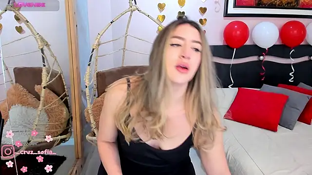  AlejaCruz  online show from 14, 2, 2026