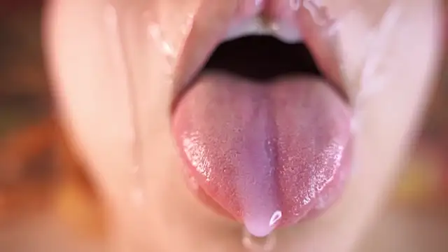 Samanta cutee online show from 18, 4, 2026