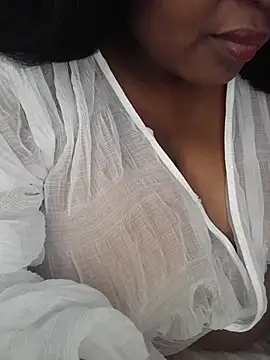 Snapshot of KINKYGIRL30 chatting on 4, 7, 2026 KINKYGIRL30 online show from 4, 7, 2026