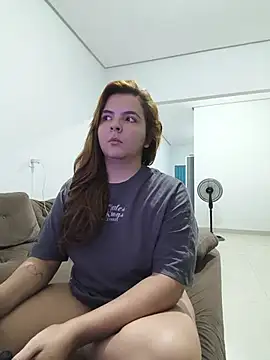 Snapshot of Bruninha_Hot10 chatting on 7, 6, 2026 Bruninha Hot10 online show from 7, 6, 2026