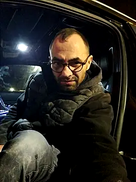 robertilevis online show from 15, 1, 2025